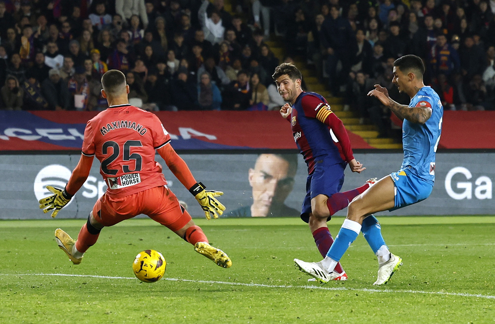 Барселона альмерия прямая. 22:30 Альмерия Барселона. Barca Almeria 2 0. Альмерия - Барселон кто забил.